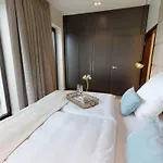 White Pearl 4 02